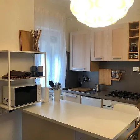 Bixio 81 Apartmán Parma